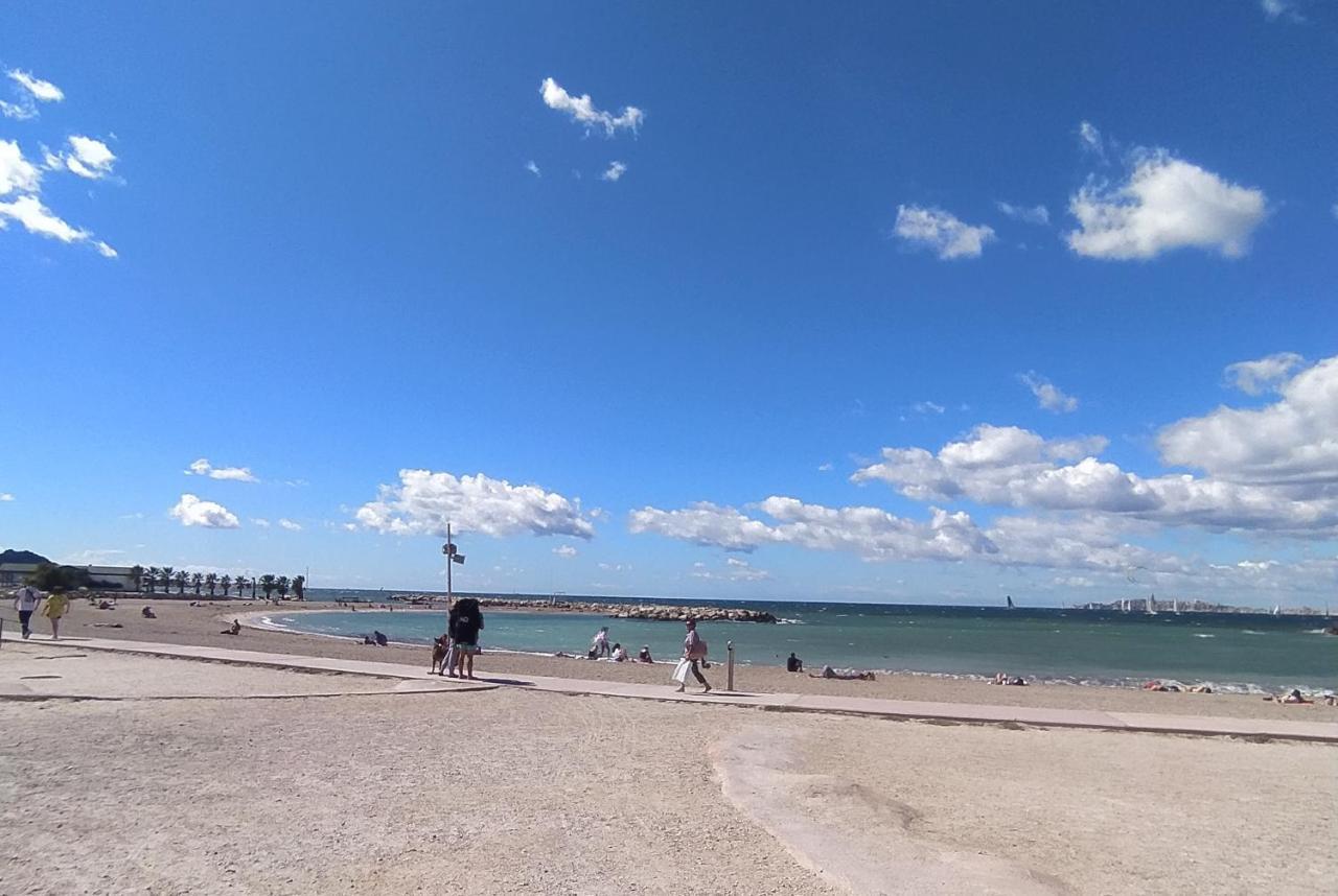 Sun Escape, Appart Renove Climatise 3 Pieces 4-6 Pers, 350M De La Plage Marsella Exterior foto